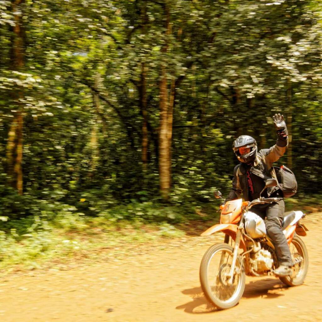 Motorradreise durch Uganda